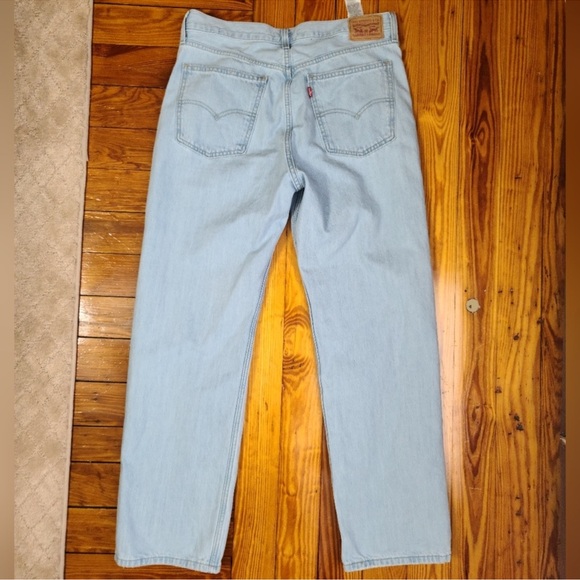 Low Pro Straight Distressed Jean - Picture 6 of 15